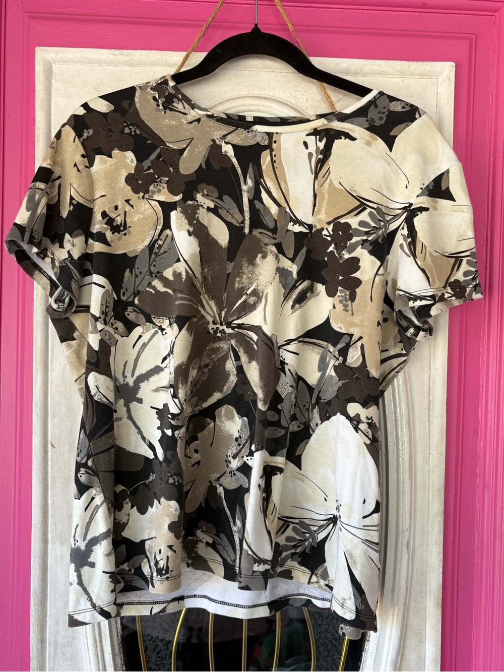 croft & barrow Black, Cream & Tan Floral Short Sleeve Top